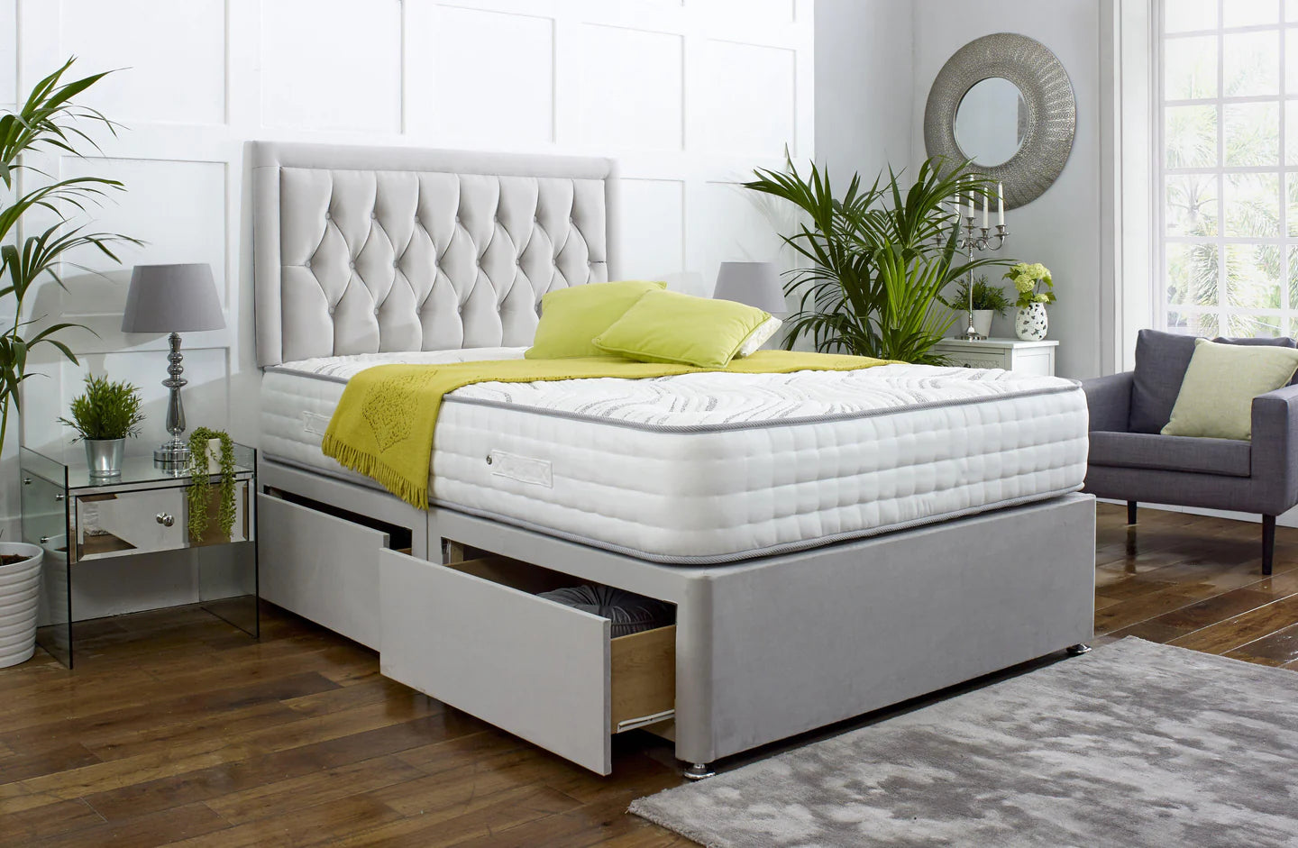 Windsor Divan Bed Set with Button Headboard